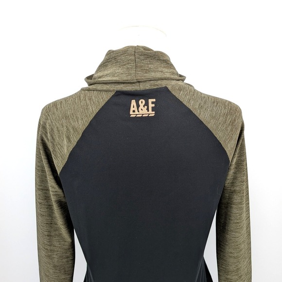 Abercrombie and Fitch Quarter Zip Pullover Jrs XS‎ Olive Athleisure Hiking Layer - Picture 5 of 9